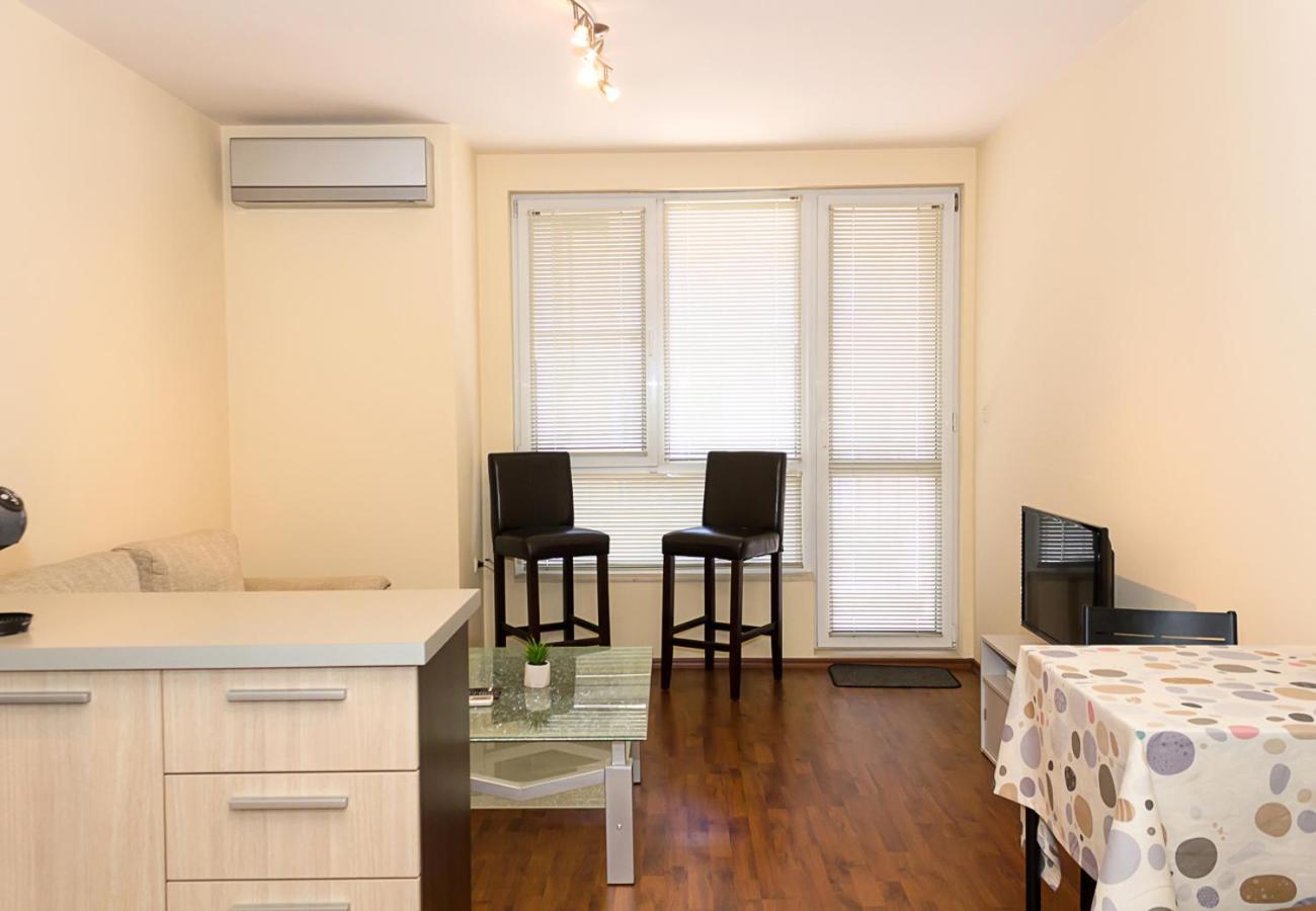 1bd Cozy Flat In Varna's Heart By Flat Mаnаger * Βάρνα